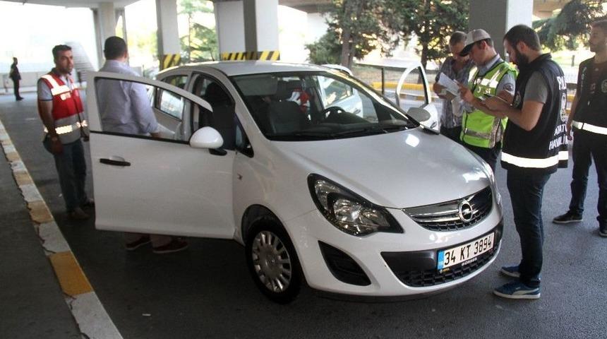 Bayram Tatili &Ouml;ncesi Atat&uuml;rk Havalimanı&rsquo;nda Polis Denetimi