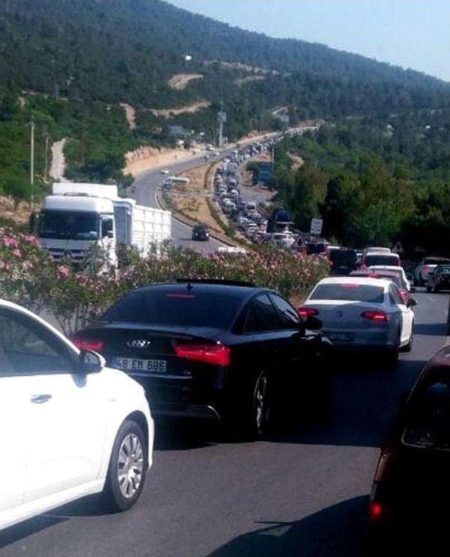 Bodrum'da Tatilci Yoğunluğu 