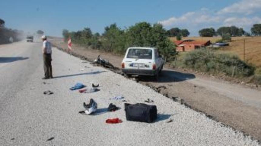 Motosiklet İle Otomobil &Ccedil;arpıştı; 1 Yaralı