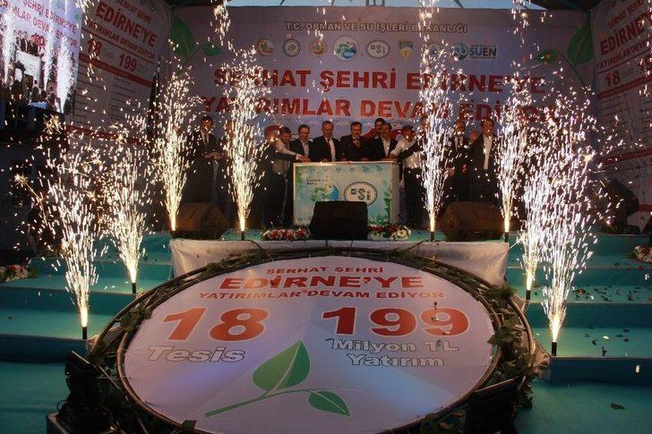 Bakan Eroğlu’dan Selimiye’nin Gölgesinde Dev İftar G3