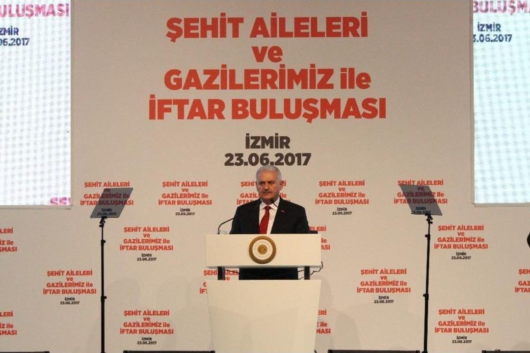 Başbakan Yıldırım, Şehit Aileleri Ve Gazilerle İftar Yaptı
