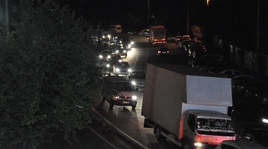 Eskihisar-top&ccedil;ular Feribotunda Bayram Tatili Yoğunluğu Başladı