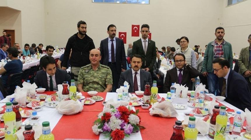 Vali Işın Veda İftarına Katıldı