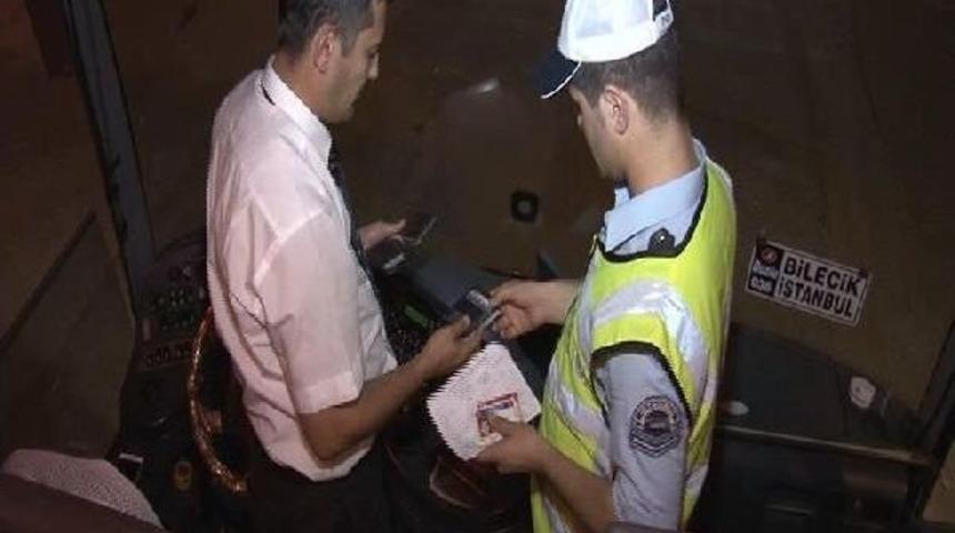 İstanbul'da Bayram Trafiği Iftar Vaktine Kadar S&uuml;rd&uuml;