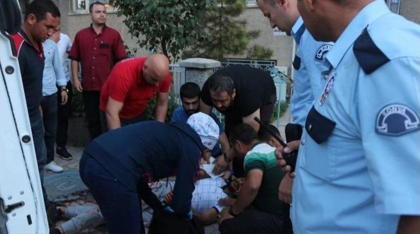 (g&uuml;ncelleme) Şehir Magandalarının Silahlı Kavgasında Yoldan Ge&ccedil;en 2 Kişi Yaralandı