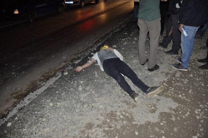 Konya’da Otomobil Kum Yığınına Çarptı: 6 Yaralı G2