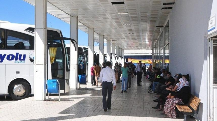 Havalimanı Ve Otogarda Bayram Sessizliği