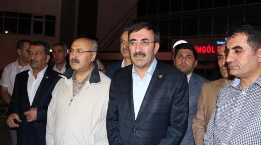 Bing&ouml;l'de Pkk'dan Bombalı Tuzak: Y&uuml;zbaşı Şehit, 2 Asker Yaralı