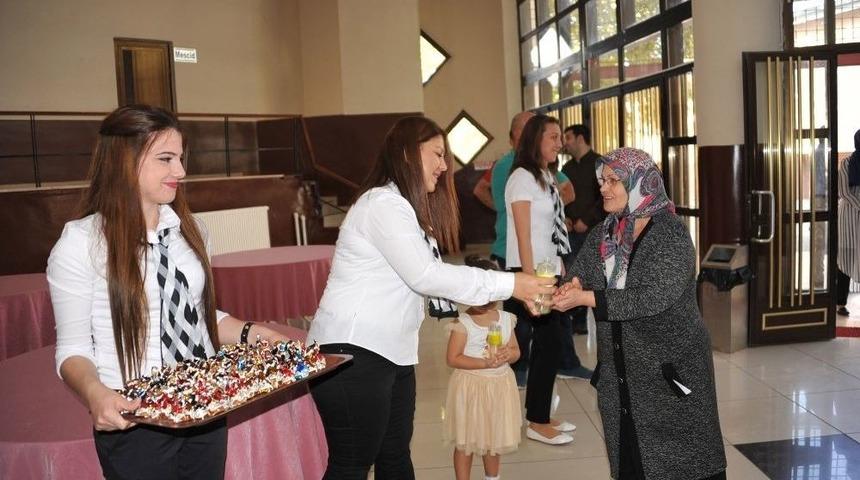 Boz&uuml;y&uuml;k&rsquo;te Ramazan Bayramı Hazırlıkları