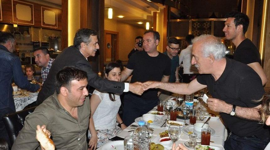 Eskişehir&rsquo;de Basın Mensupları İftarda Bir Araya Geldi