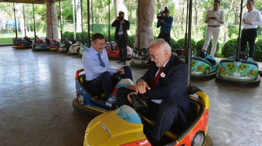 Başkan G&ouml;k&ccedil;ek, Ak Parti&rsquo;li Siyaset&ccedil;ilere Ankapark&rsquo;ı Gezdirdi