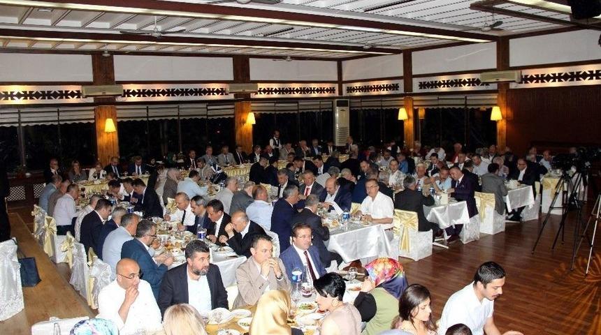 Vali Aktaş, Karab&uuml;kl&uuml;lere Veda Etti