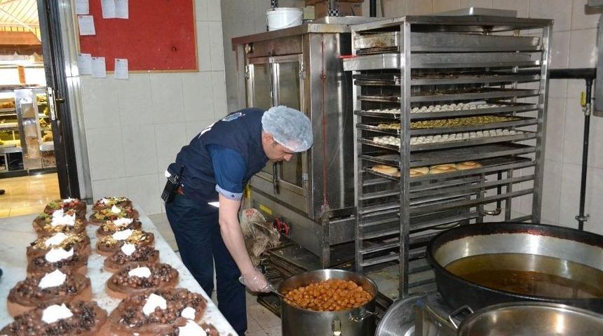 Ke&ccedil;i&ouml;ren Zabıtasından Bayram Denetimleri