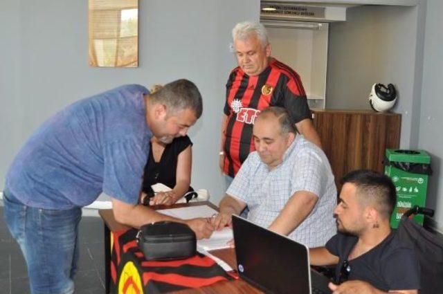 Eskişehirspor'un Olağanüstü Kongresi, 1 Temmuz'a Ertelendi