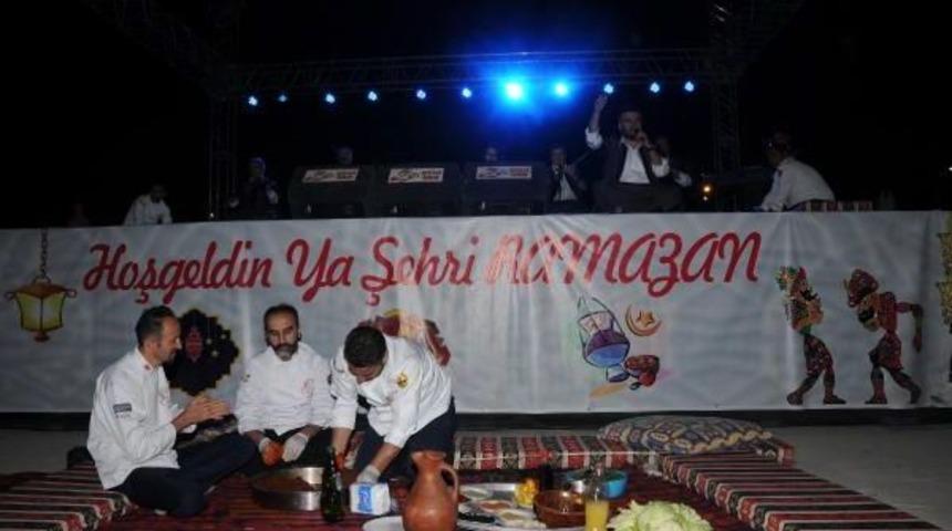 Hakkari'de Sıra Gecesi Eğlencesi