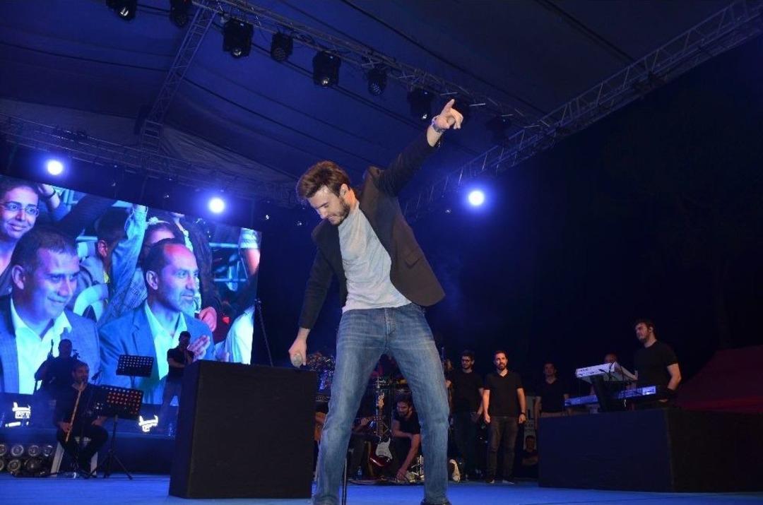 Zaman Ceceli İ&ccedil;in Durdu