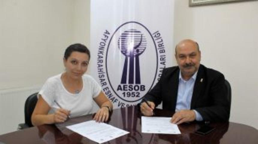 Esob, G&uuml;neş Enerji Santralı İ&ccedil;in Y&uuml;klenici Firma İle İmzaları Attı
