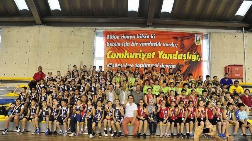 U12 Ve U11 Basketbol Kırklareli Yerel Ligleri T&ouml;renle Kapandı