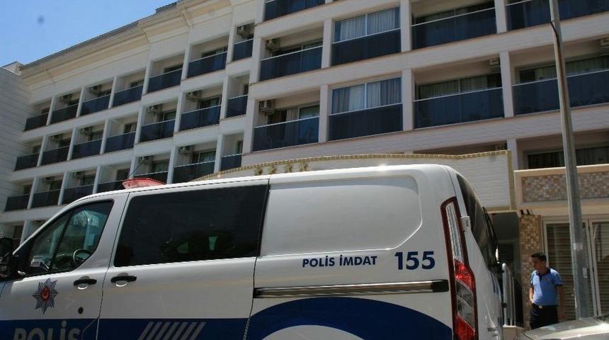 Marmaris&rsquo;te Rezervasyon Skandalı Yaşanan Otel M&uuml;h&uuml;rlendi