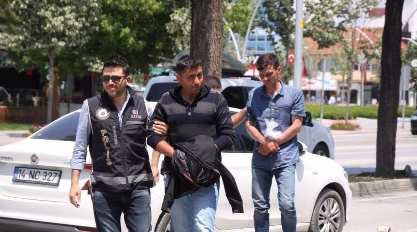 Fetö Şüphelisi Askerler Adliyeye Sevk Edildi