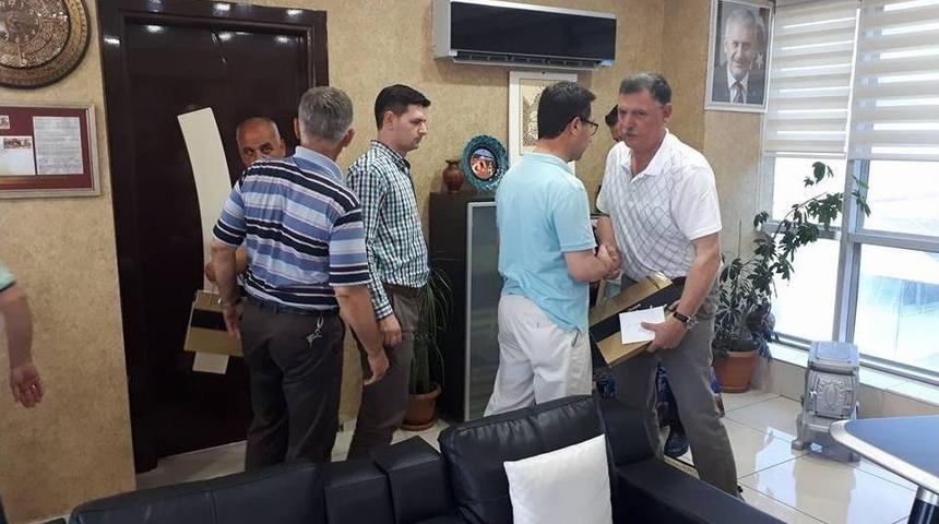 Başkan Duymuş, Belediye Personelleriyle Bayramlaştı