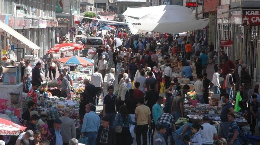 &Ccedil;arşı-pazarda Bayram Telaşı