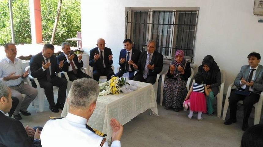 Başkan Seyfi Dingil, Şehit Ve Gazi Aileleri İle Bayramlaştı