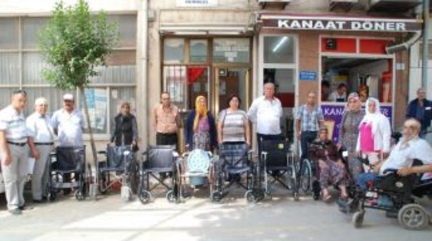 Bayram Sevin&ccedil;leri İkiye Katlandı