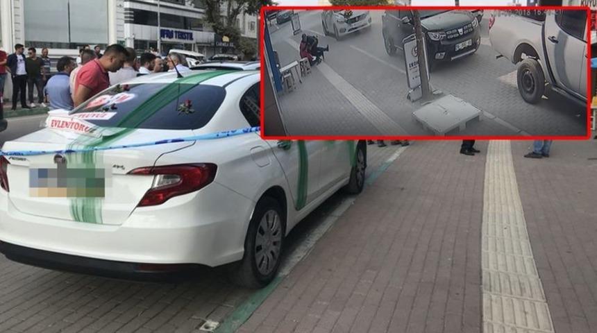 Bursa'da kar maskeli hırsız gelin arabasıyla gelip kalaşnikofla kuyumcuyu soymaya &ccedil;alıştı!