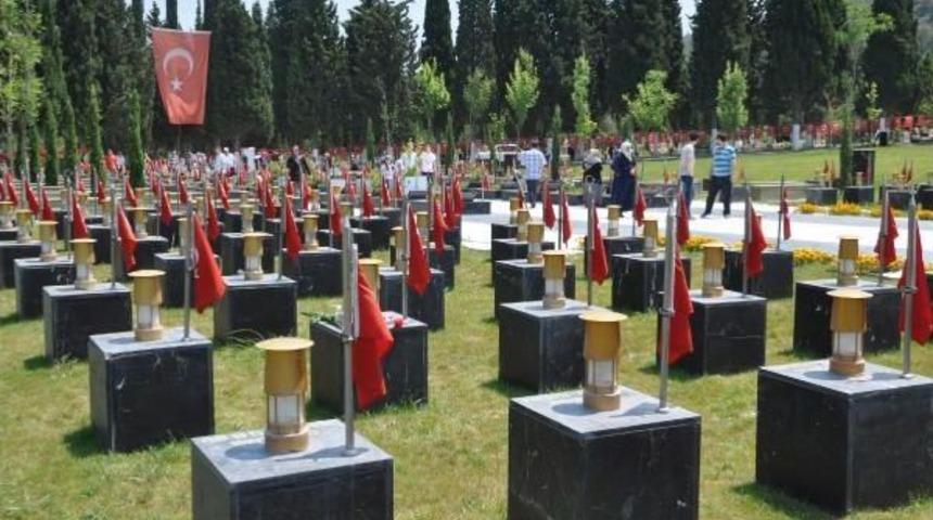 Soma'da Maden Şehitleri Unutulmadı