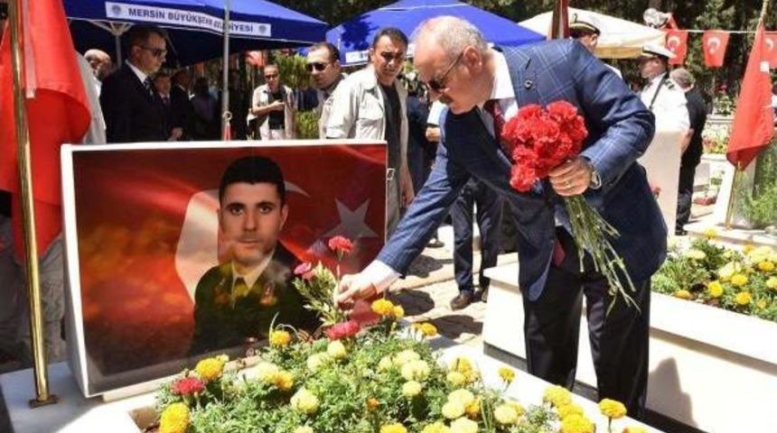 Mersinde Şehitlik Doldu Taştı