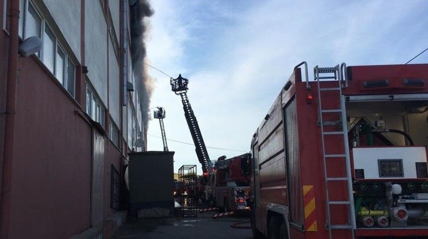 Arnavutk&ouml;y&rsquo;de Mobilya At&ouml;lyesinde Yangın