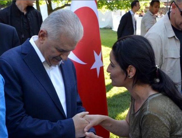 Başbakan Yıldırım, Bayramı Geçirmek Üzere Memleketi Erzincan'da