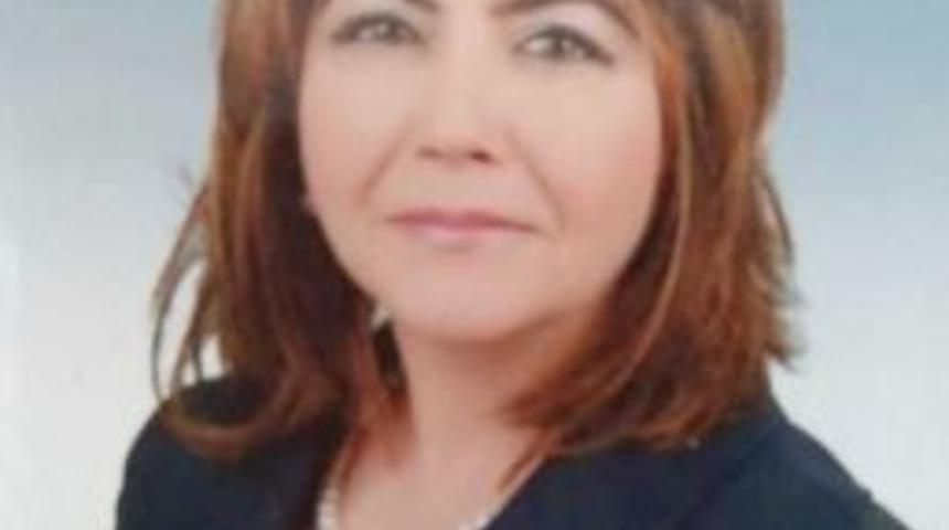 G&uuml;l &Ouml;ğretmen Kansere Yenildi