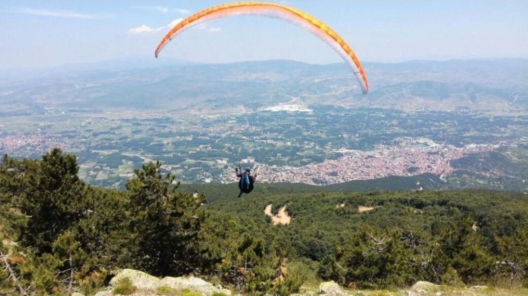 Simav&rsquo;da Yama&ccedil; Paraş&uuml;t&uuml;
