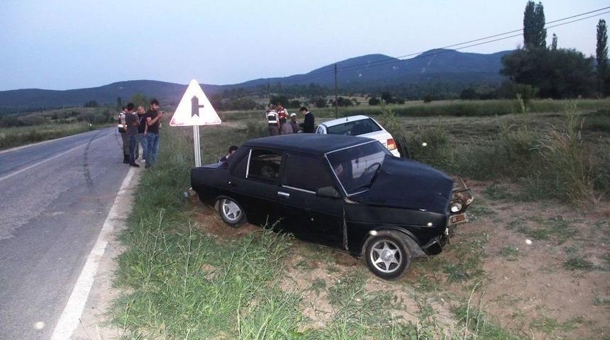 Hisarcık&rsquo;ta Trafik Kazası: 3 Yaralı