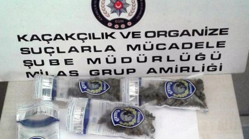 Milas’ta Yol Kontrolünde Termostan Esrar Çıktı