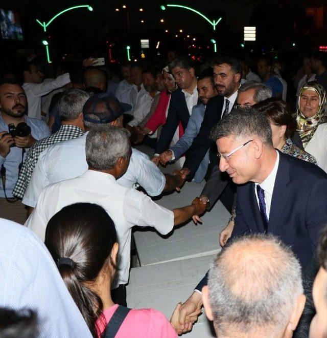 Ak Parti Adana İl Başkanlığı’ndan İftar Yemeği