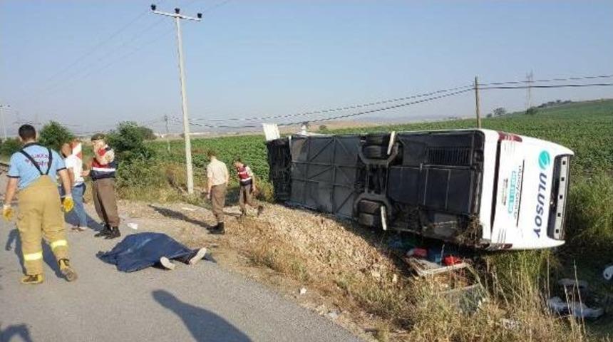 Susurluk'ta Yolcu Otob&uuml;s&uuml; Devrildi: 1 &Ouml;l&uuml; 47 Yaralı