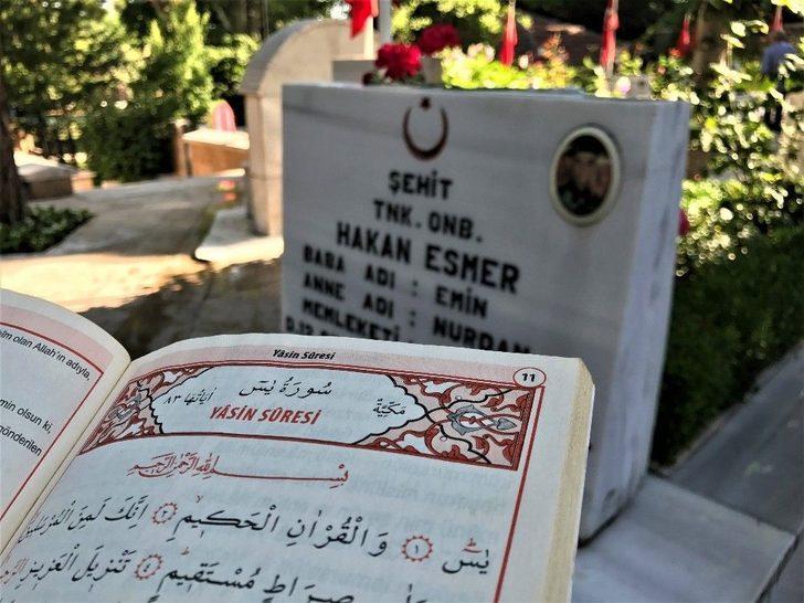 Şehitlikte Buruk Bayram G2