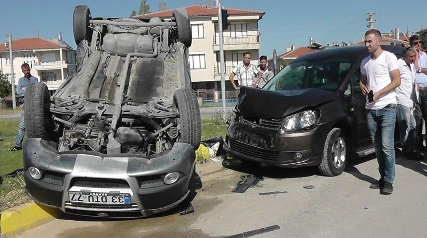 Kulu&rsquo;da Trafik Kazası: 4 Yaralı