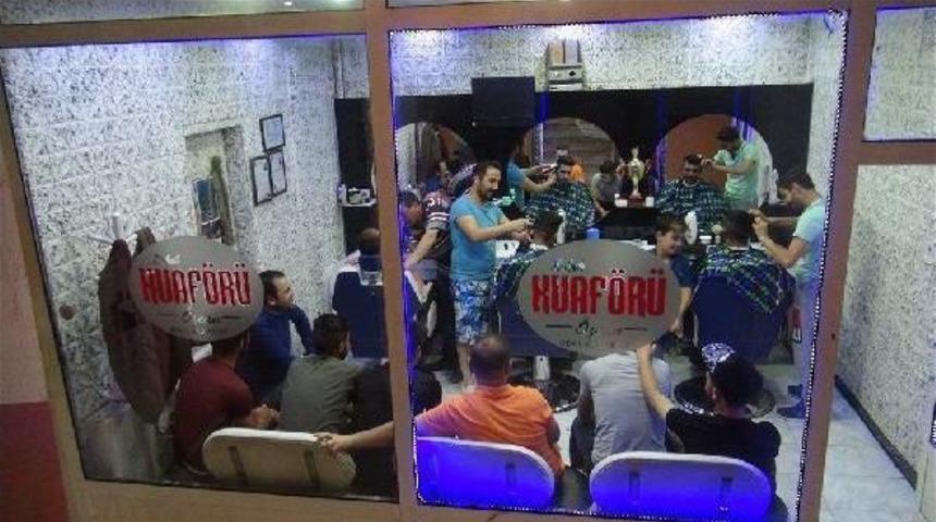 Canlı M&uuml;zik Eşliğinde Bayram Tıraşı