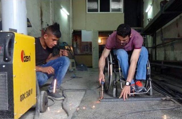 Maganda Kurşunu Tekerlekli Sandalyeye Mahkum Etti Ama O Yılmadı