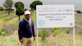 Göl Lavantalarının Görsel Şöleni