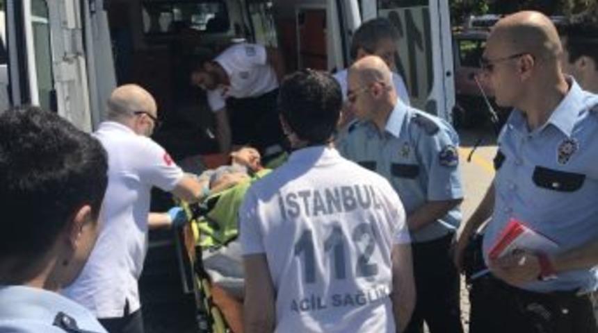 Hali&ccedil; Metro K&ouml;pr&uuml;s&uuml;&rsquo;nden Atlayan Gen&ccedil; Kızı Vapurun Kaptanı Kurtardı