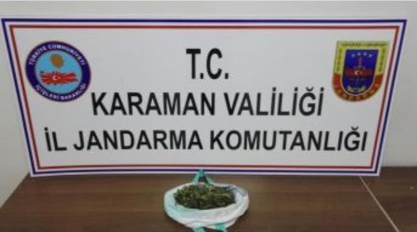 Karaman&rsquo;da Otomobilde Kubar Esrar Ele Ge&ccedil;irildi