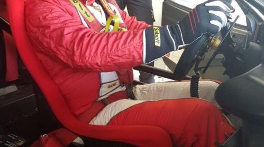 Milli Sporcu &Uuml;mit &Uuml;lk&uuml;&rsquo;den Budapeşte&rsquo;de Birincilik Geldi