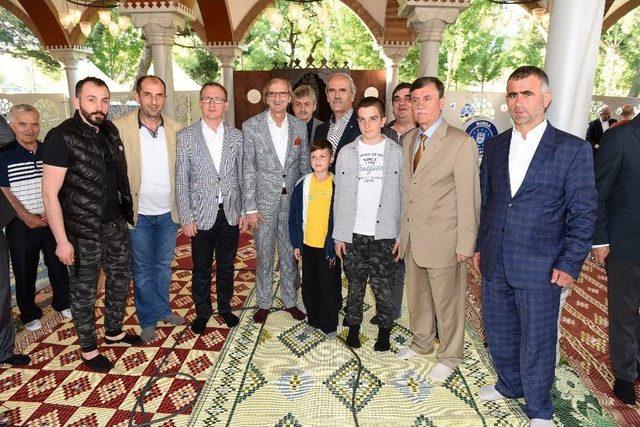 Başkan Altepe Bursalıların Bayramını Kutladı