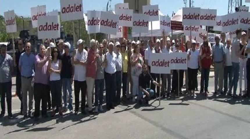 Bayramda Da Maltepe Cezaevi &Ouml;n&uuml;nde "adalet N&ouml;beti"