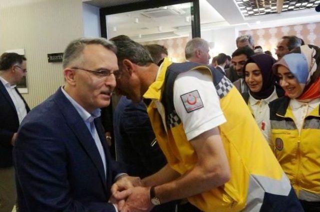 Bakan Ağbal: Referandum Sonucu Türkiye'nin Önünü Açtı